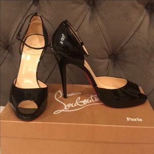 AUTHENTIC !!!!! Louboutins